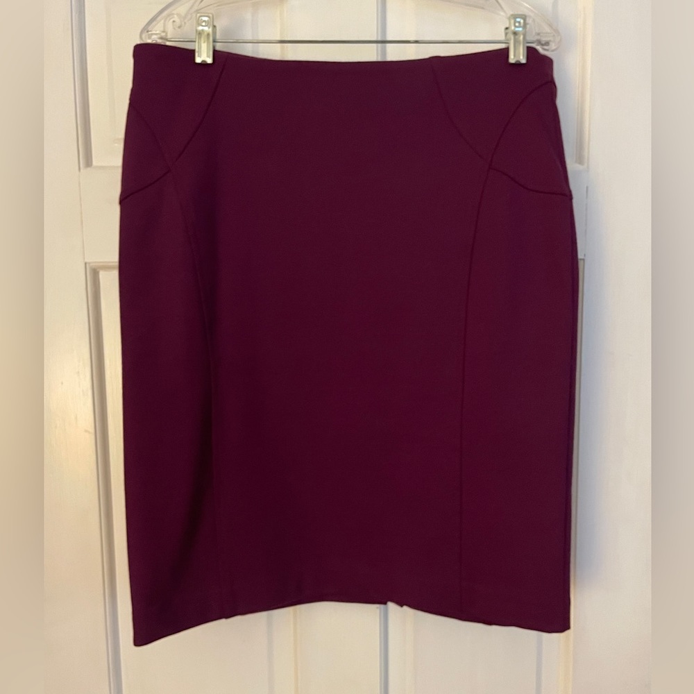 Jones New York purple pencil skirt purple